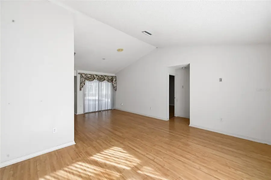 3732 Surrey Lane, Sarasota, FL 34235 - Image #3