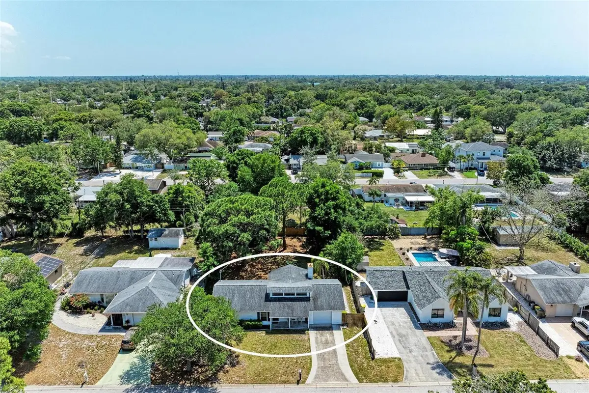 2660 Davis Boulevard, Sarasota, FL 34237 - Image #1