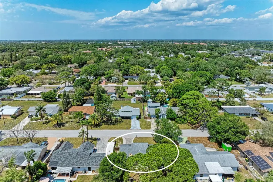 2660 Davis Boulevard, Sarasota, FL 34237 - Image #3
