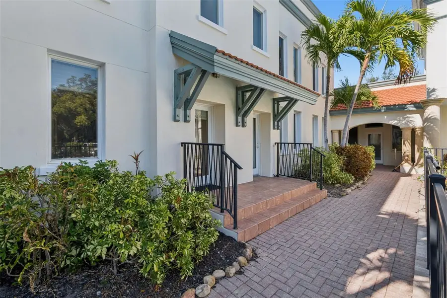 1685 Laurel Street #3, Sarasota, FL 34236 - Image #2