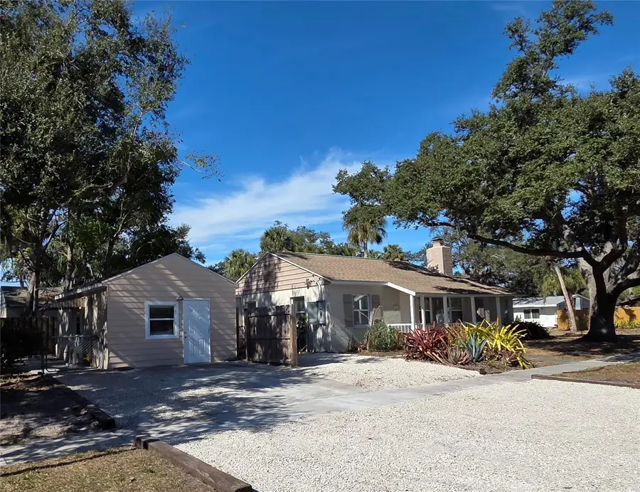 3934 Briggs Avenue, Sarasota, FL 34231 - Image #3