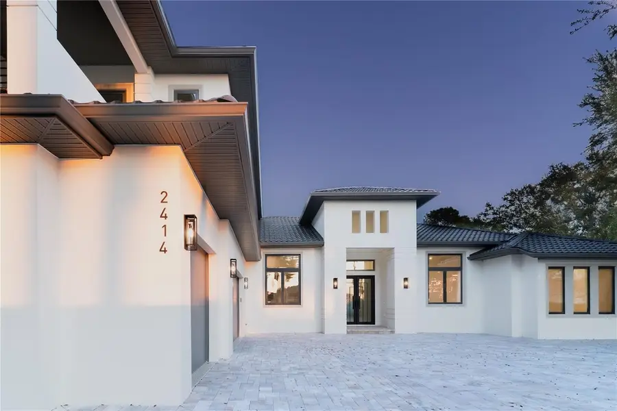 2414 Bayshore Road, Nokomis, FL 34275 - Image #2