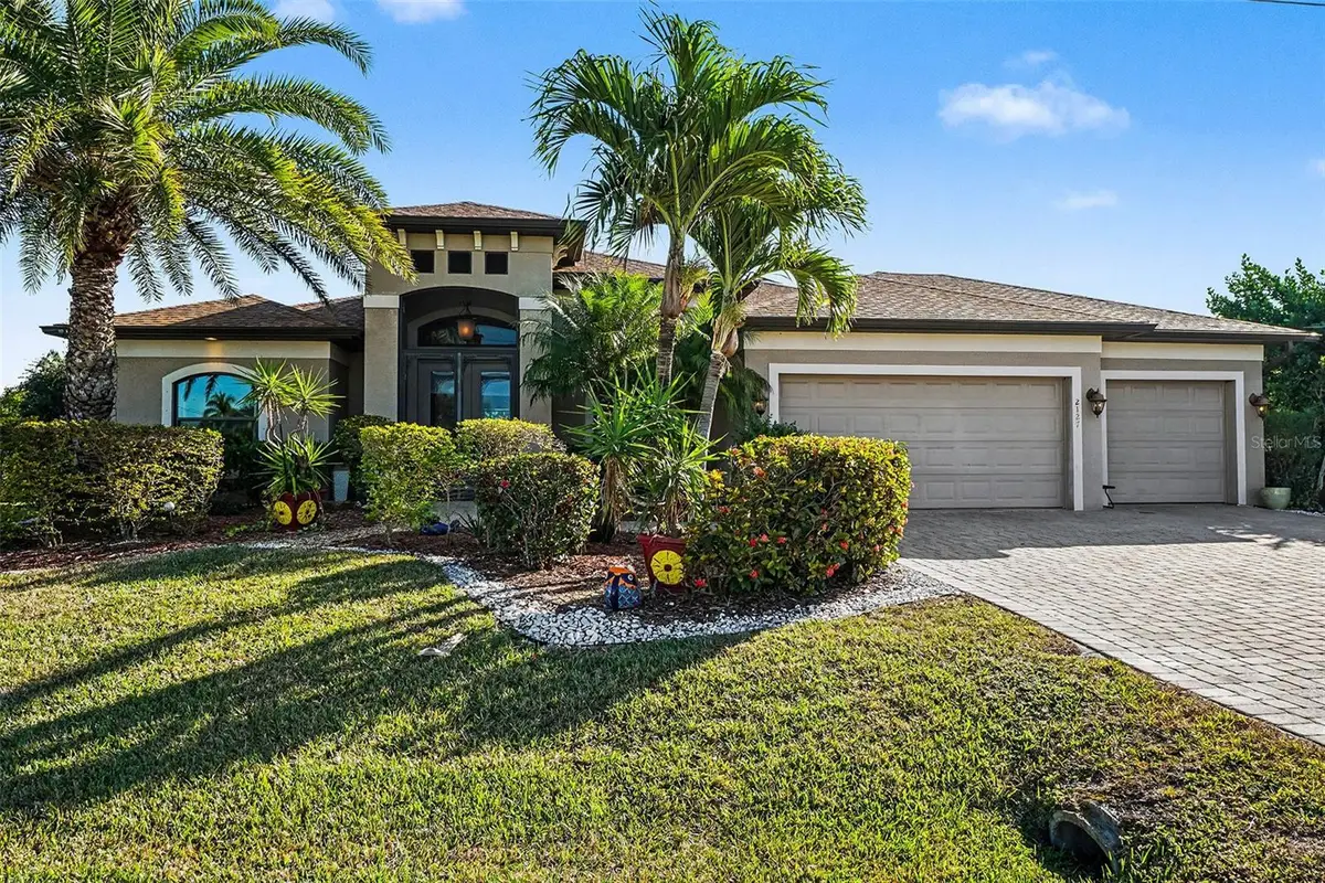 2127 SE 17th Place, Cape Coral, FL 33990 - Image #1