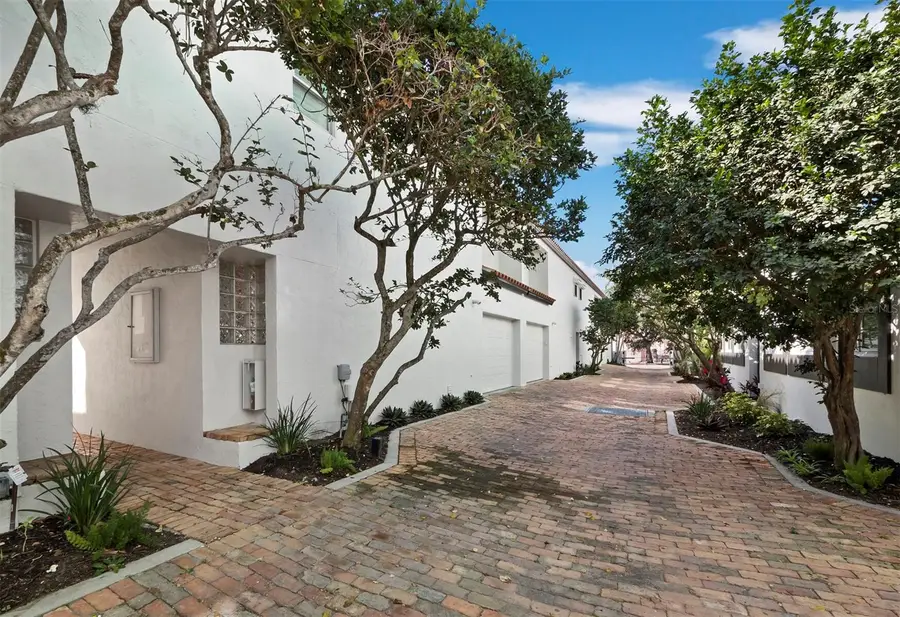 200 Cocoanut Avenue #7, Sarasota, FL 34236 - Image #3