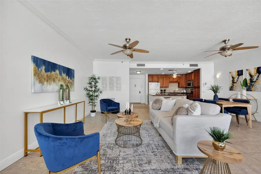 1102 Benjamin Franklin Drive #PH 809, Sarasota, FL 34236 - Image #3