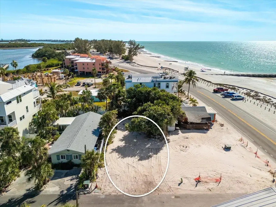 103 12th Street S, Bradenton Beach, FL 34217 - Image #3