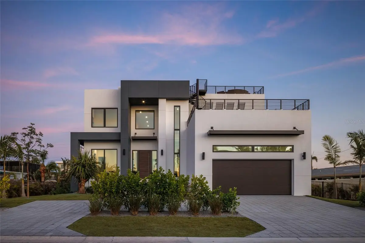 1212 Center Place, Sarasota, FL 34236 - Image #1