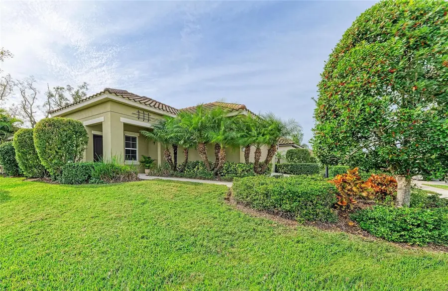 12758 Coastal Breeze Way, Lakewood Ranch, FL 34211 - Image #2