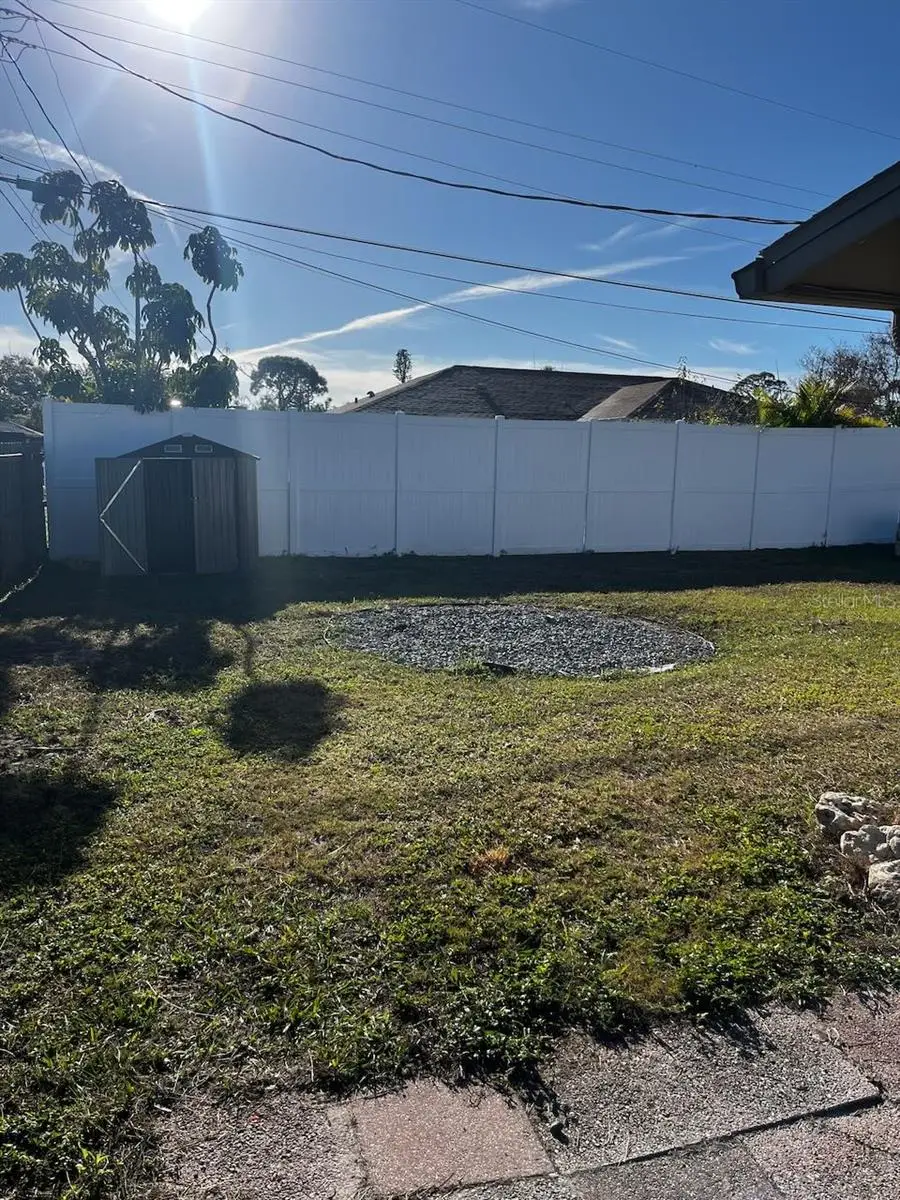 425 Palmetto Drive, Venice, FL 34293 - Image #3