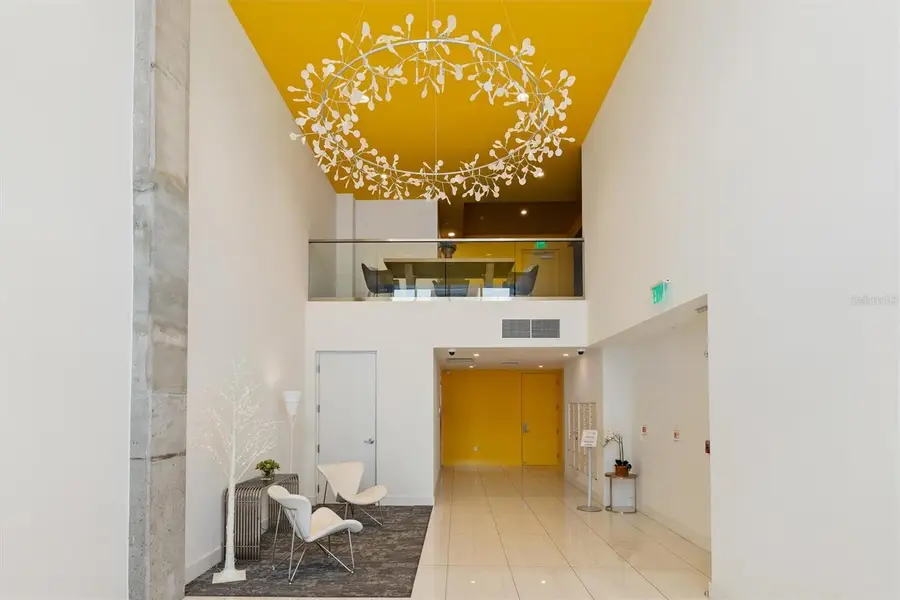 332 Cocoanut Avenue #411, Sarasota, FL 34236 - Image #3