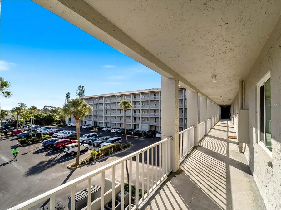 3404 Lake Bayshore Drive #315, Bradenton, FL 34205 - Image #2