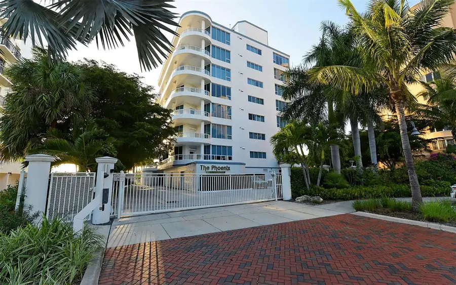 136 Golden Gate Point #502, Sarasota, FL 34236 - Image #2