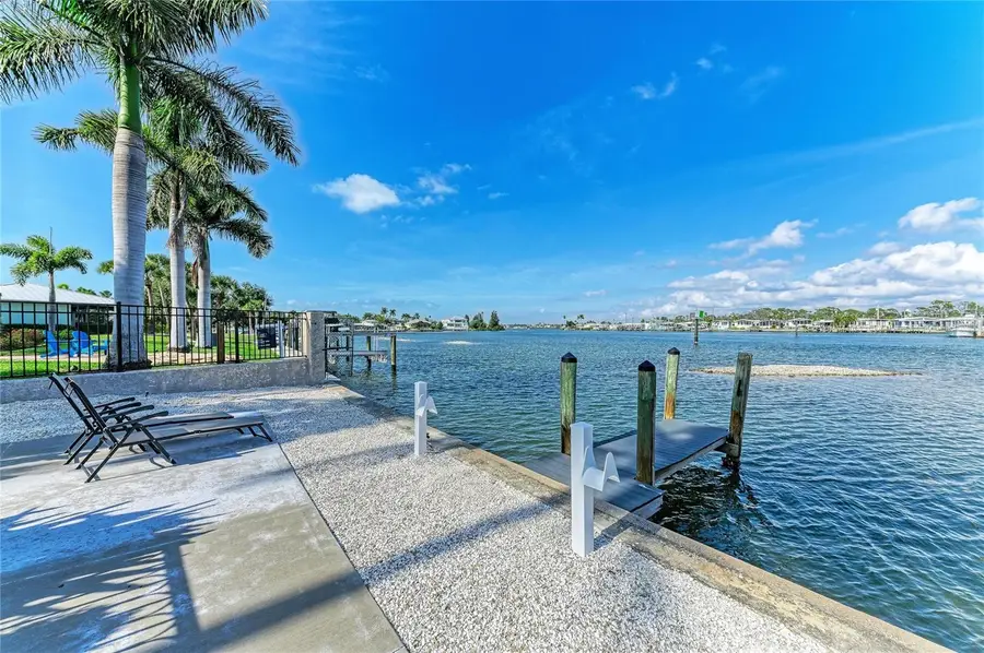 282 Santa Maria Street, Venice, FL 34285 - Image #2