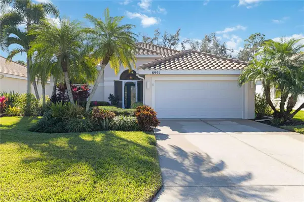 6991 Superior Street Circle, SARASOTA, FL 34243