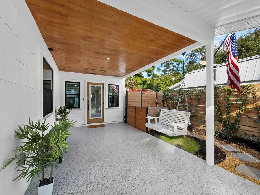 2421 Prospect Street, Sarasota, FL 34239 - Image #2