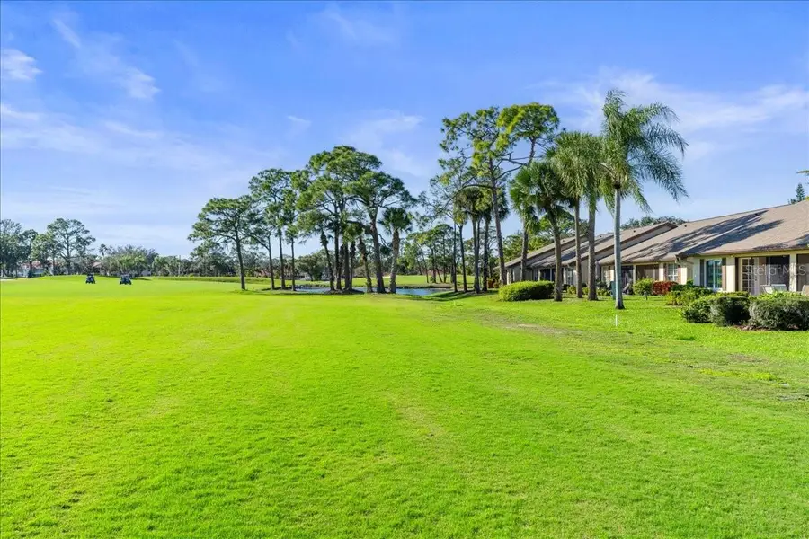 5904 Doral Drive #5904, Sarasota, FL 34243 - Image #2