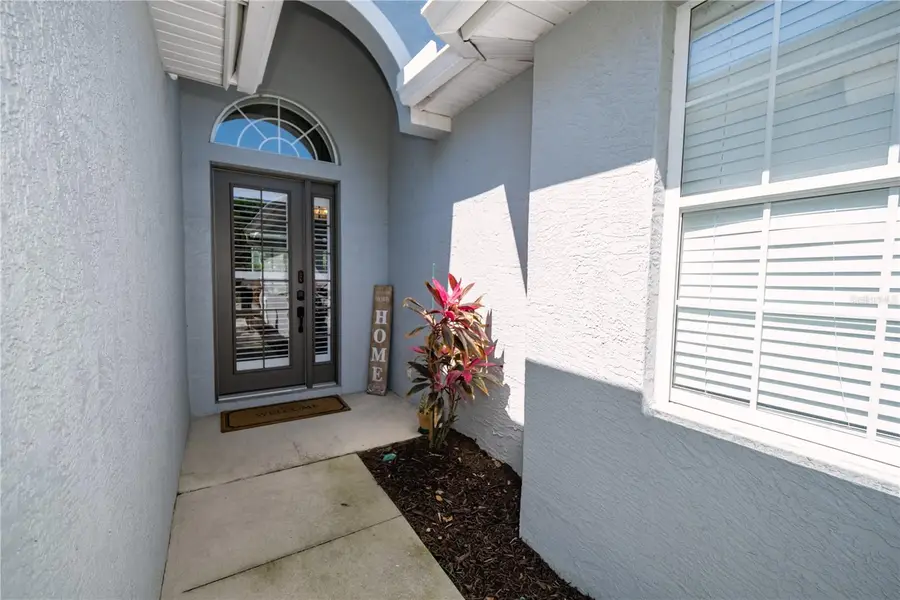 5546 Whitehead Street, Bradenton, FL 34203 - Image #3