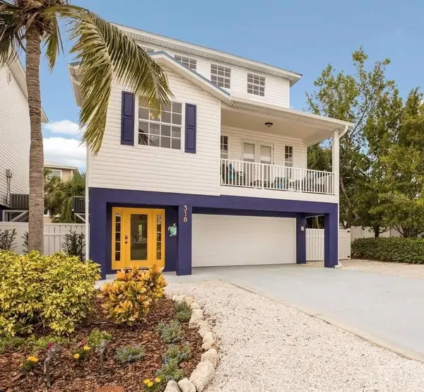 318 64th Street, HOLMES BEACH, FL 34217