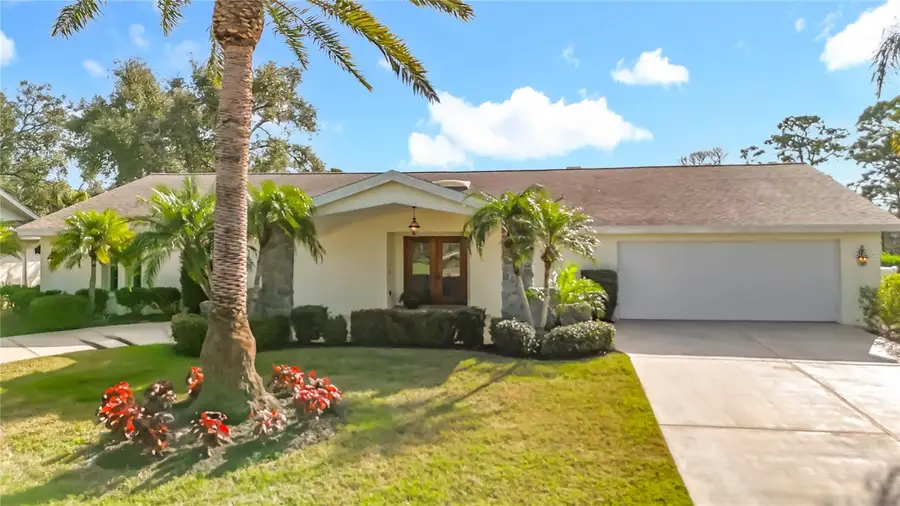 3870 Torrey Pines Boulevard, Sarasota, FL 34238 - Image #2