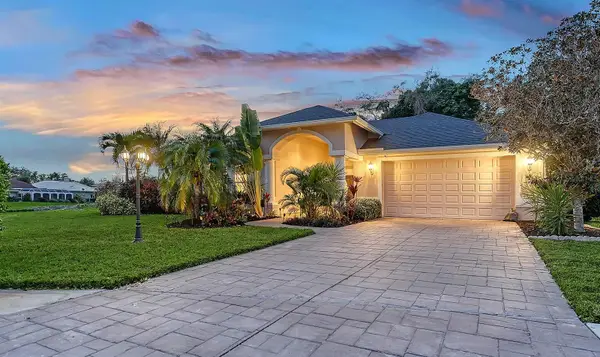 8117 Misty Oaks Boulevard, SARASOTA, FL 34243