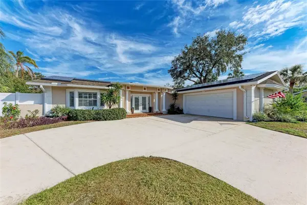 411 Harbor View Lane, LARGO, FL 33770