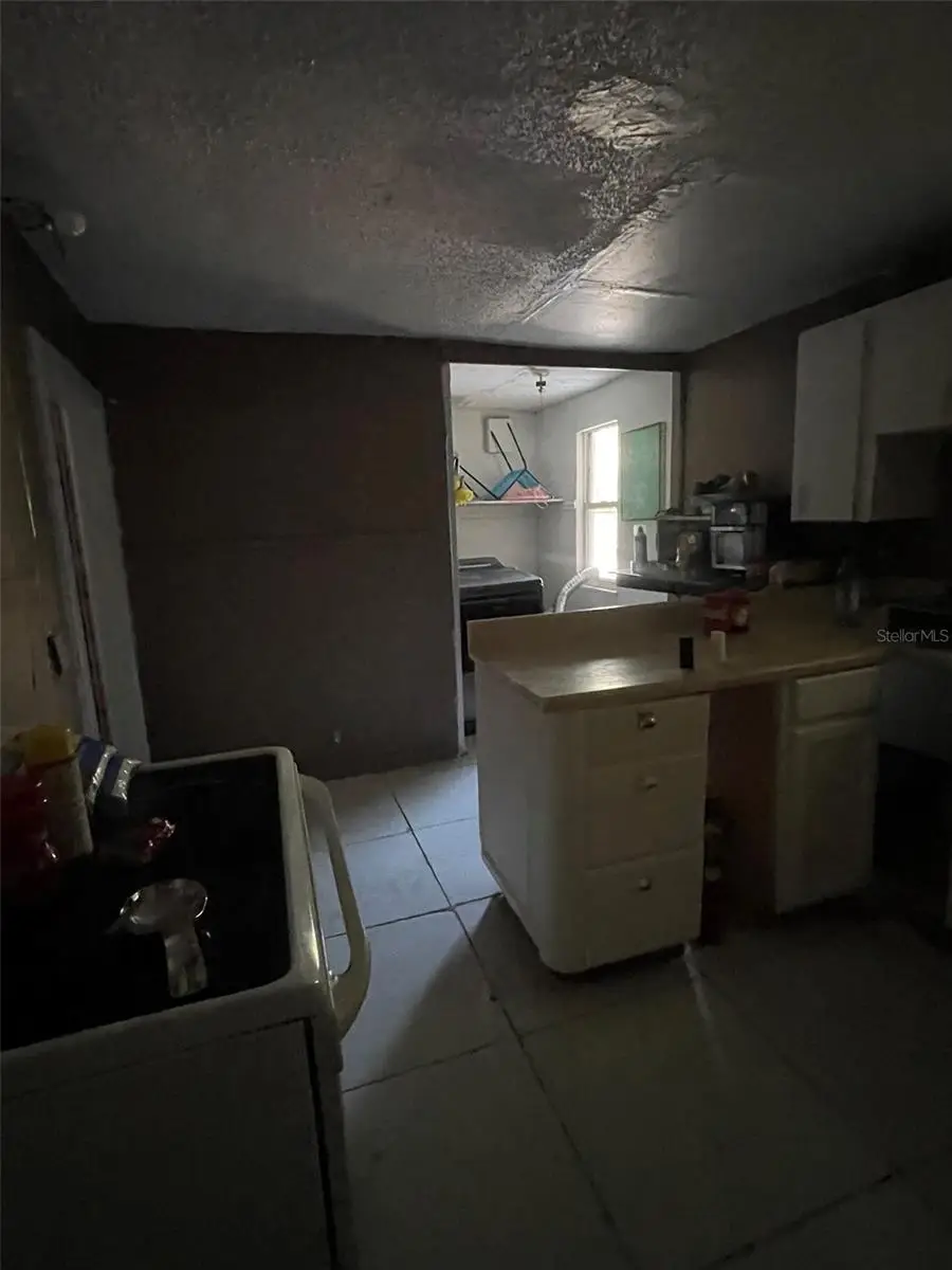 858 35th Avenue S, Saint Petersburg, FL 33705 - Image #2