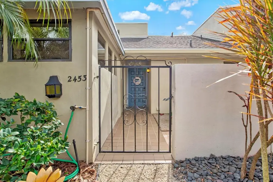 2453 Crispin Court #F4, Sarasota, FL 34235 - Image #2