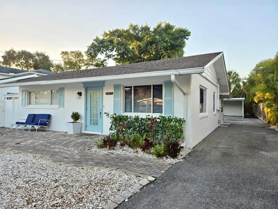 2442 Wood Street, Sarasota, FL 34237 - Image #2