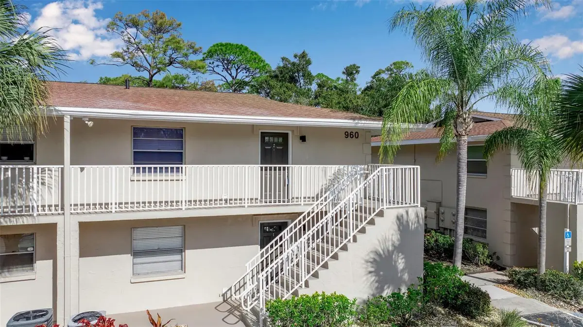 960 La Costa Circle #2, Sarasota, FL 34237 - Image #1