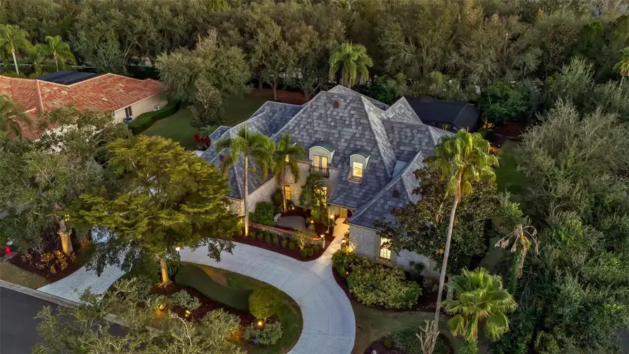 6963 Westchester Circle, Lakewood Ranch, FL 34202 - Image #2