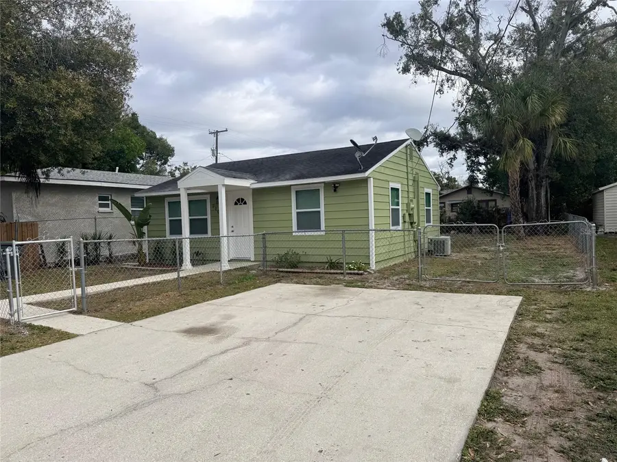 2105 11th Street W, Bradenton, FL 34205 - Image #2