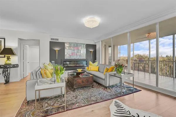 385 N Point Road #304, OSPREY, FL 34229