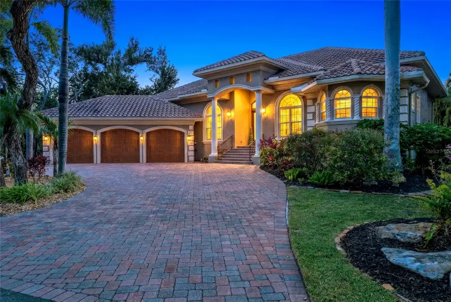 611 Tremont Street, Sarasota, FL 34242 - #3