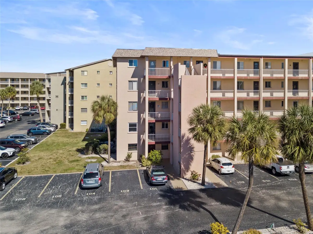 3873 Lake Bayshore Drive #201, Bradenton, FL 34205 - Image #1