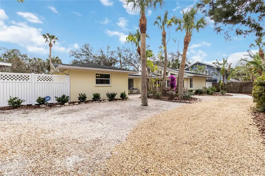 5107 Saint Albans Avenue, Sarasota, FL 34242 - #2