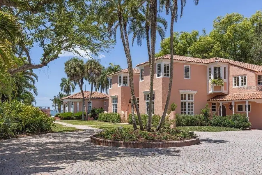 4511 Bay Shore Road, Sarasota, FL 34234 - Image #3