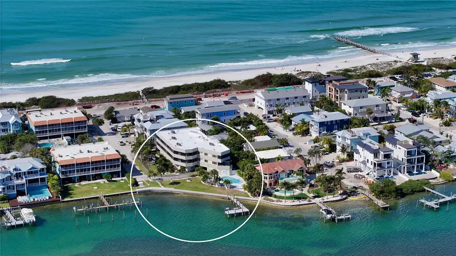 108 9th Street S #E, Bradenton Beach, FL 34217 - Image #3