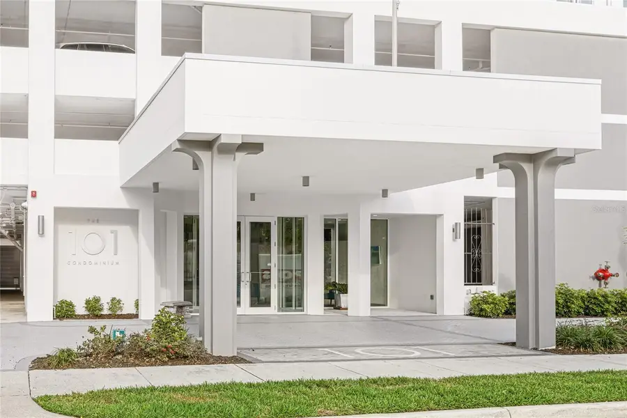 101 S Gulfstream Avenue #14D, Sarasota, FL 34236 - Image #2