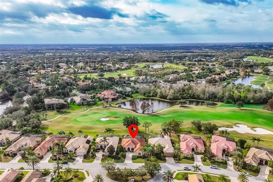 7042 Vilamoura Place, Lakewood Ranch, FL 34202 - Image #2