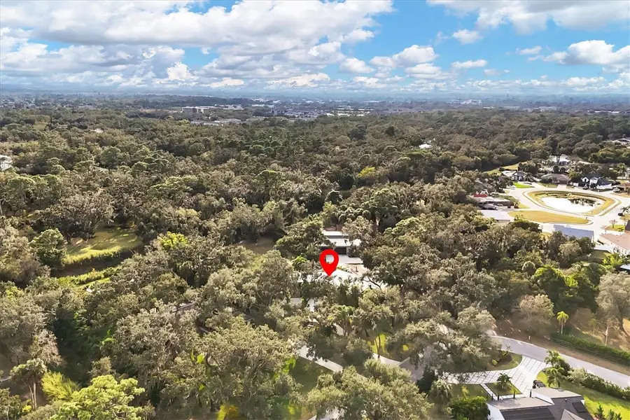 2308 Shadow Oaks Road, Sarasota, FL 34240 - Image #2
