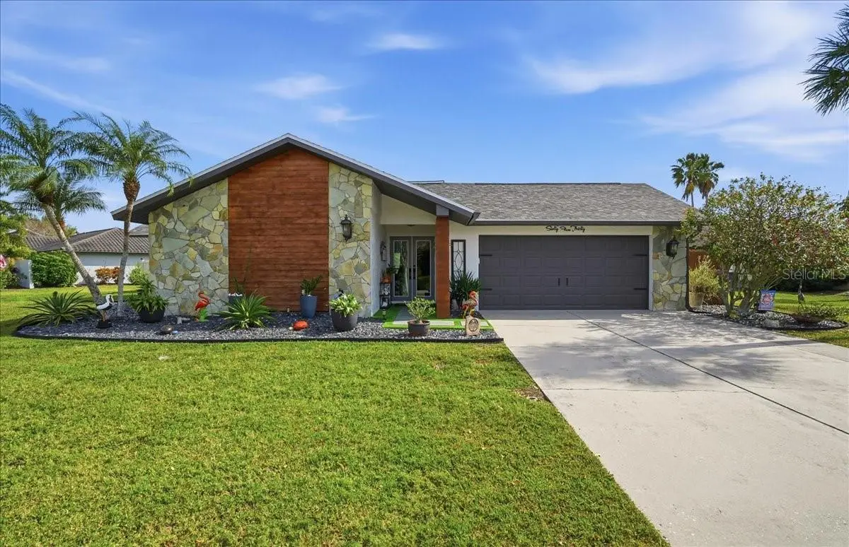 6530 Waterford Circle, Sarasota, FL 34238 - Image #1