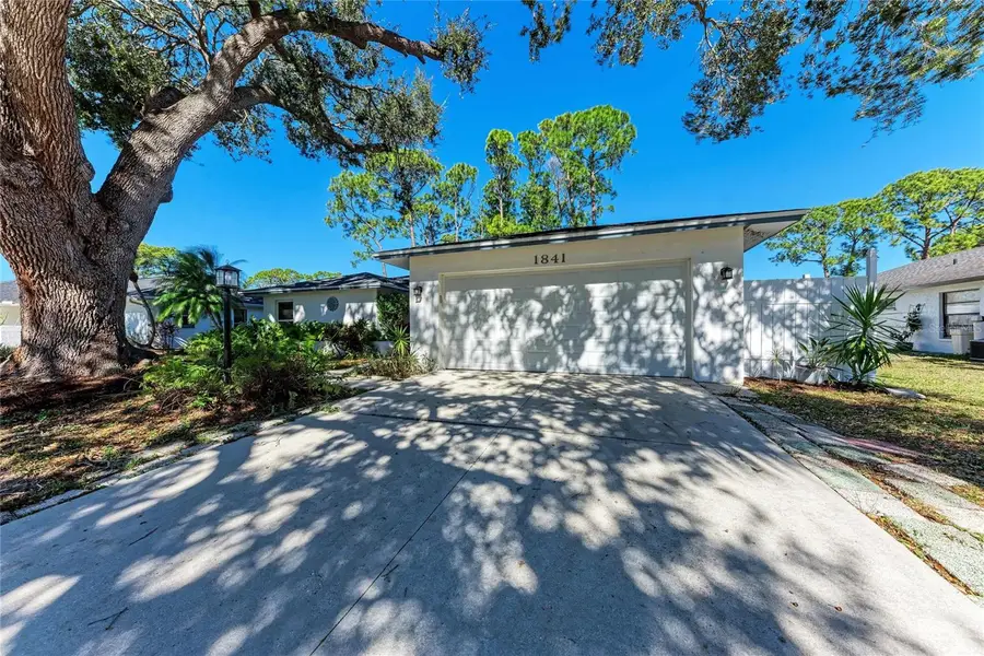 1841 Springwood Drive, Sarasota, FL 34232 - Image #3