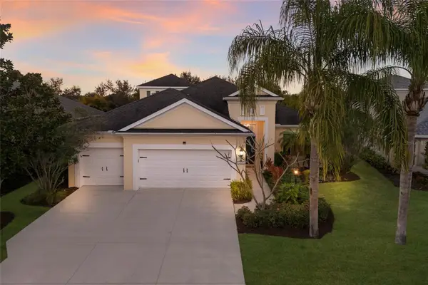 12026 Forest Park Circle, BRADENTON, FL 34211