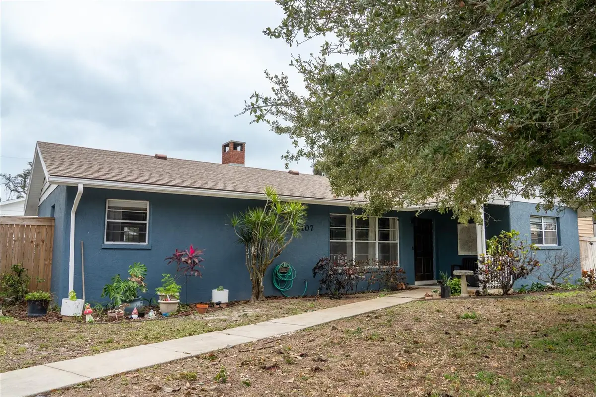 2107 6th Street W, Palmetto, FL 34221 - Image #1