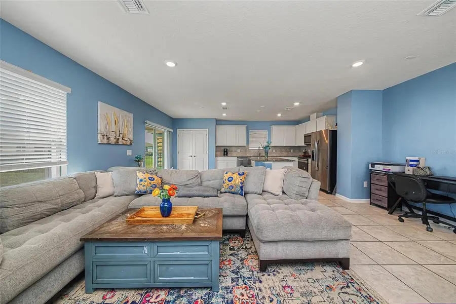 8982 Royal River Circle, Parrish, FL 34219 - Image #2