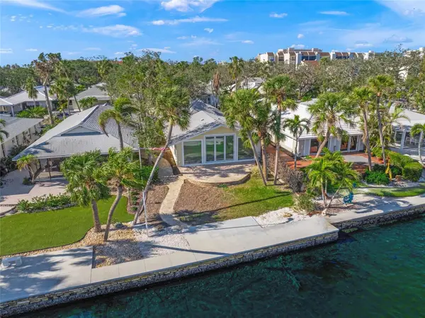 1358 Moonmist Drive #B4, SARASOTA, FL 34242