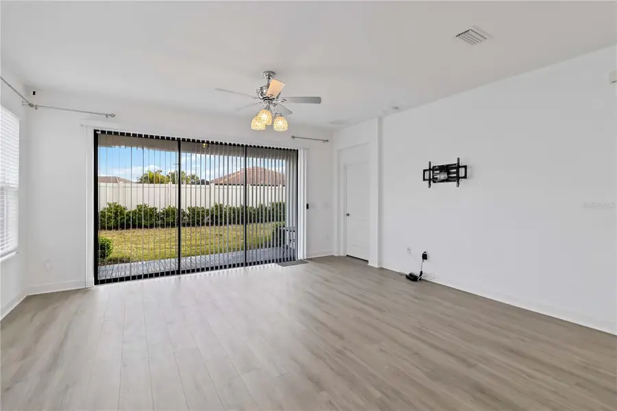 10934 Wendover Drive, Palmetto, FL 34221 - Image #2