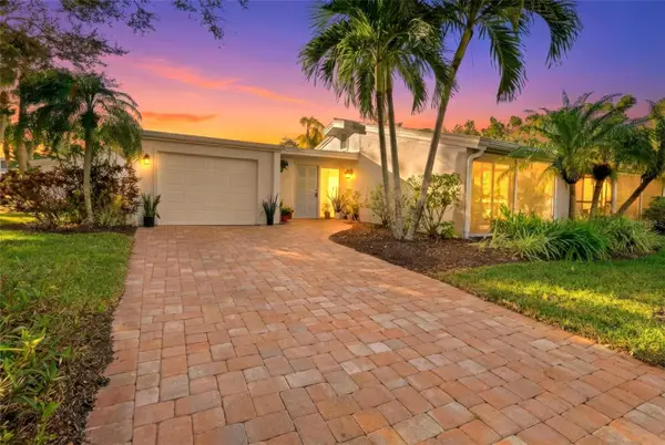 237 Hourglass Way #V6, SARASOTA, FL 34242