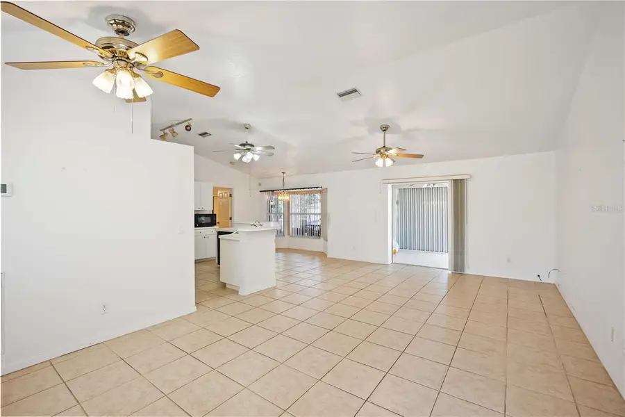 18430 Temple Avenue, Port Charlotte, FL 33948 - Image #3