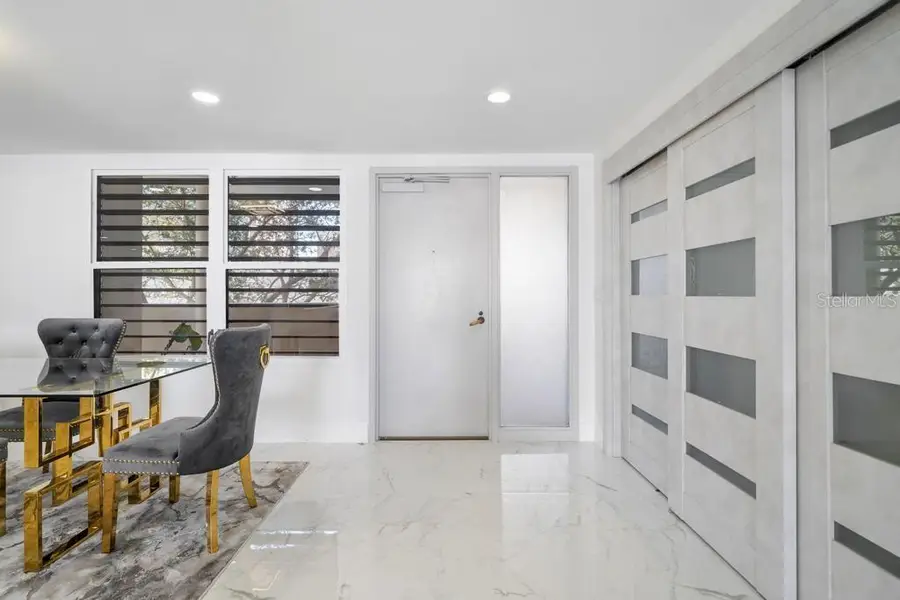 1255 N Gulfstream Avenue #402, Sarasota, FL 34236 - Image #3